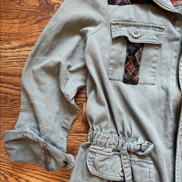 ModCloth Women’s Boho Army Green Aztec Diamond Embroidered Jacket Size M - Picture 6 of 14